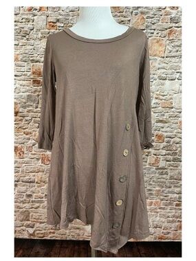 NWT MOA Brown 3/4 Sleeve Asymmetrical Button Detail Swing Tunic Top size small
